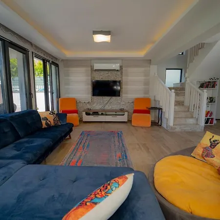 3 Bedroom Triplex Villa *