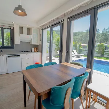 3 Bedroom Triplex